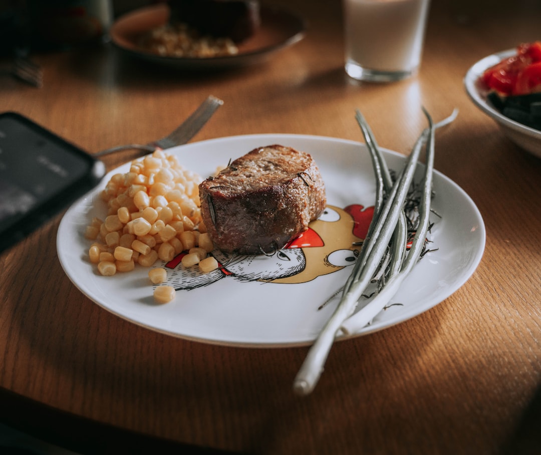 découvrez tout ce que vous devez savoir sur l'apport calorique : définitions, recommandations, et conseils pour équilibrer votre alimentation au quotidien. apprenez à calculer vos besoins caloriques et à faire les choix alimentaires qui favorisent votre santé.