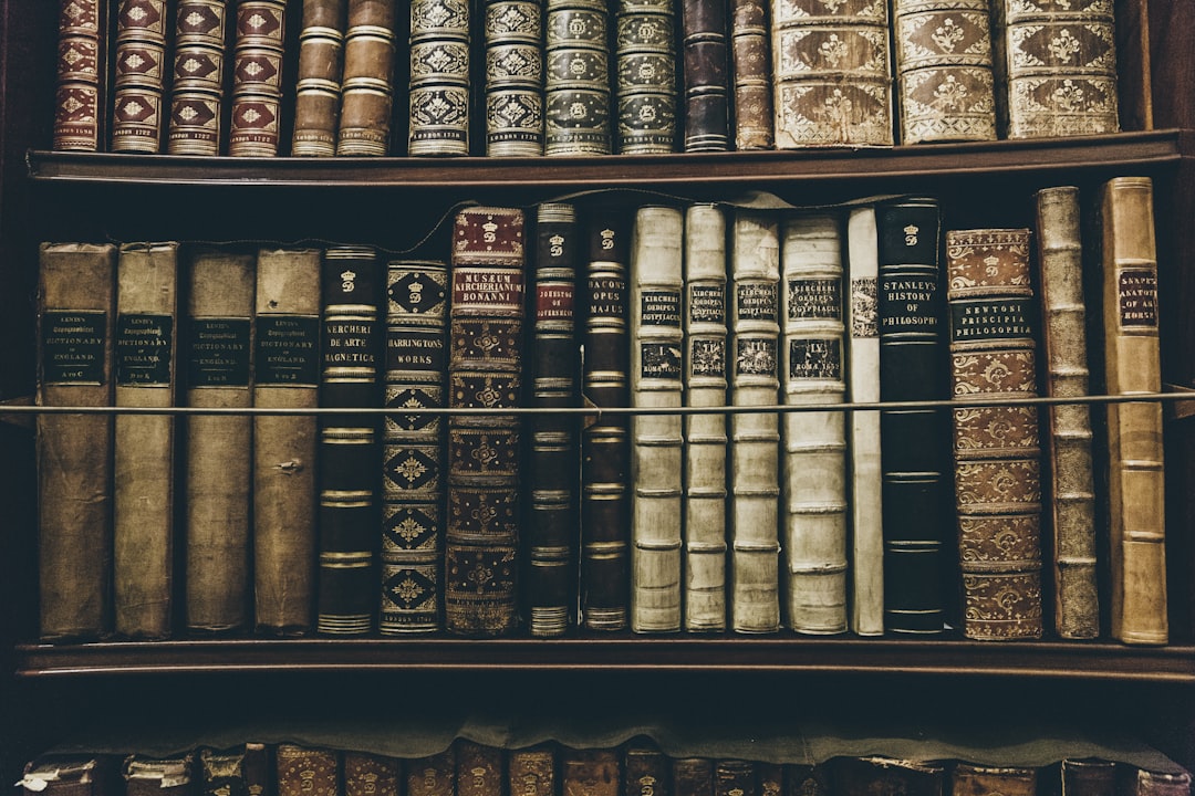 découvrez l'univers fascinant des mots rares. plongez dans une collection unique de vocabulaire peu commun qui enrichira votre langage et éveillera votre curiosité. explorez des termes oubliés et des pépites linguistiques pour impressionner vos amis et nourrir votre passion pour les mots.