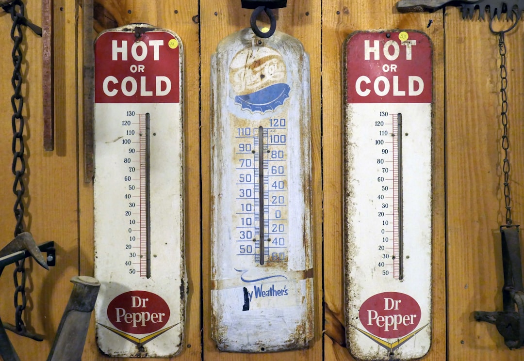 découvrez tout sur la température : définition, types, unités de mesure et son importance dans notre quotidien. informez-vous sur les variations climatiques, les méthodes de mesure et bien plus encore.