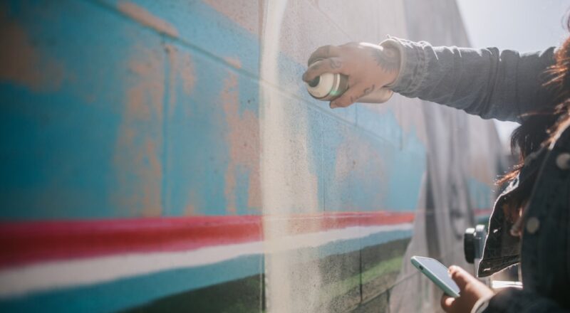 découvrez les artistes primés qui marquent le monde de l'art par leur créativité et leur talent. plongez dans leurs œuvres exceptionnelles et laissez-vous inspirer par leur parcours unique.