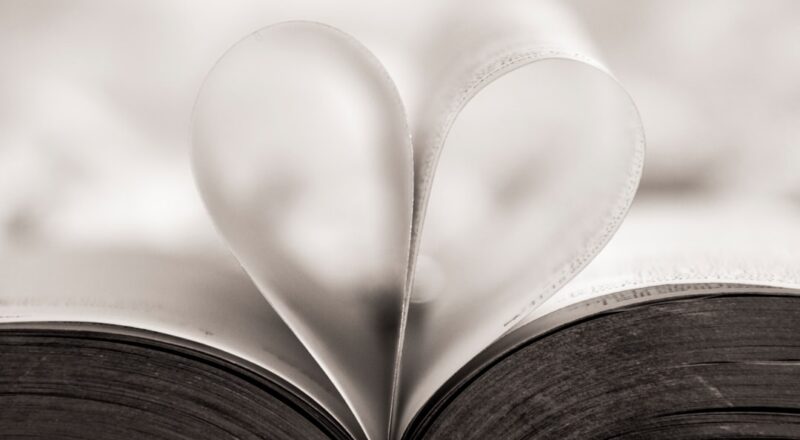 découvrez l'essence de l'amour à travers des récits touchants, des conseils passionnants et des réflexions profondes sur les relations humaines. plongez dans un univers où chaque émotion est célébrée et chaque moment partagé vous rapproche un peu plus de ceux que vous aimez.