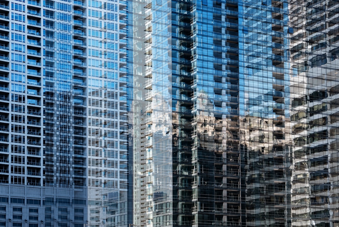 découvrez comment optimiser votre temps et améliorer votre productivité durant une journée de travail. des conseils pratiques et des astuces pour booster votre efficacité au bureau.