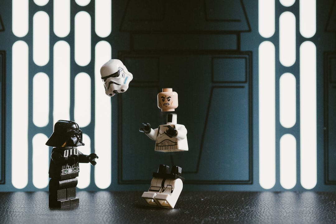 découvrez notre sélection des ensembles lego les plus chers, alliant complexité, créativité et design exceptionnel. plongez dans l'univers des modèles haut de gamme qui raviront les collectionneurs et passionnés de tous âges.