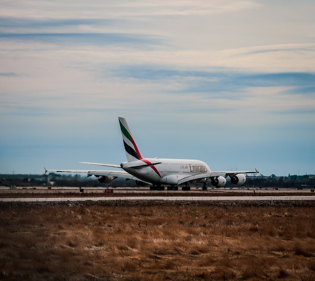 découvrez les avions les plus rapides du monde, leurs performances impressionnantes et les technologies innovantes qui les propulsent vers des vitesses inégalées. explorez l'univers fascinant de l'aviation à grande vitesse.