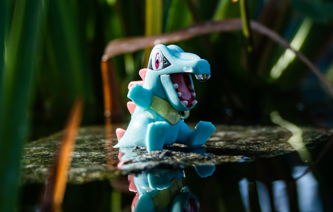 découvrez l'univers fascinant des pokémon : des créatures extraordinaires à capturer, entraîner et combattre. plongez dans les jeux, séries animées et films qui ont conquis des millions de fans à travers le monde. rejoignez l'aventure dès maintenant !