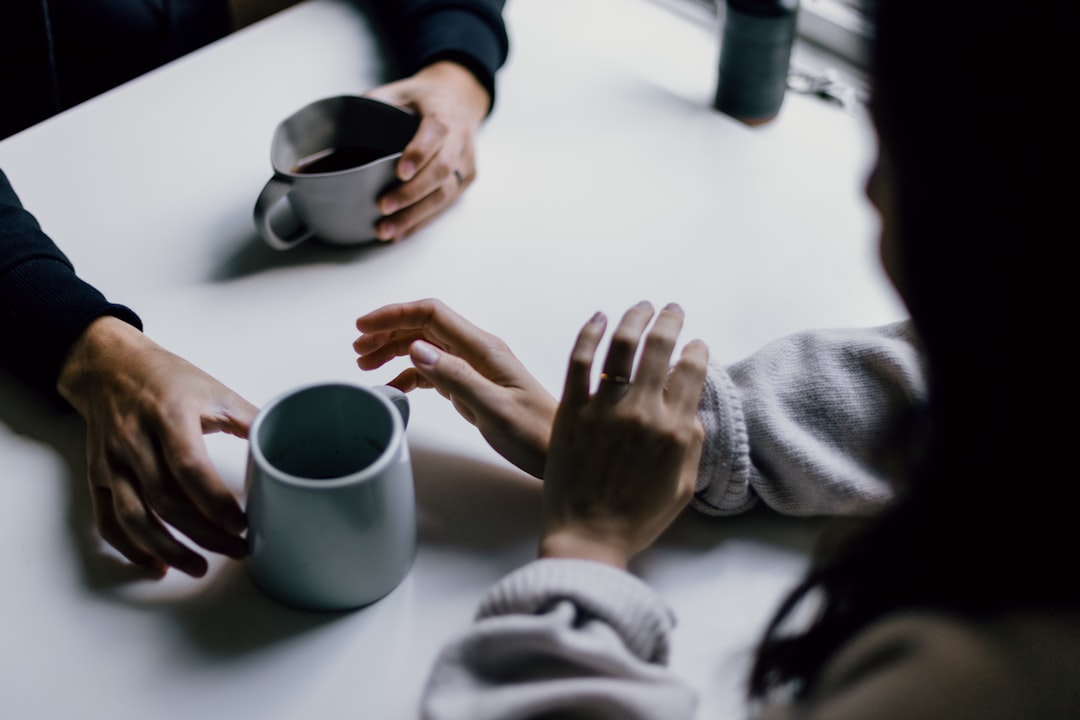découvrez rcs chat, votre solution de messagerie instantanée moderne. communiquez facilement et rapidement avec vos contacts grâce à une interface conviviale et des fonctionnalités innovantes. ne manquez pas l'opportunité d'améliorer vos échanges quotidiens.