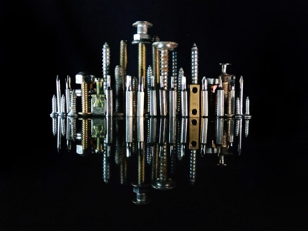 découvrez nos solutions efficaces pour réparer les vis abîmées. apprenez à enlever des vis à têtes usées avec des techniques et outils adaptés. simplifiez vos projets de bricolage!