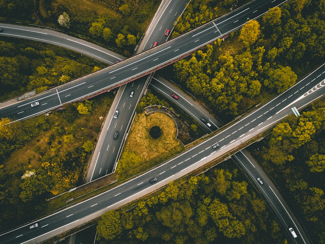 découvrez des stratégies efficaces pour augmenter le trafic de votre site web. apprenez comment optimiser votre référencement, utiliser les réseaux sociaux et créer du contenu engageant pour attirer plus de visiteurs.