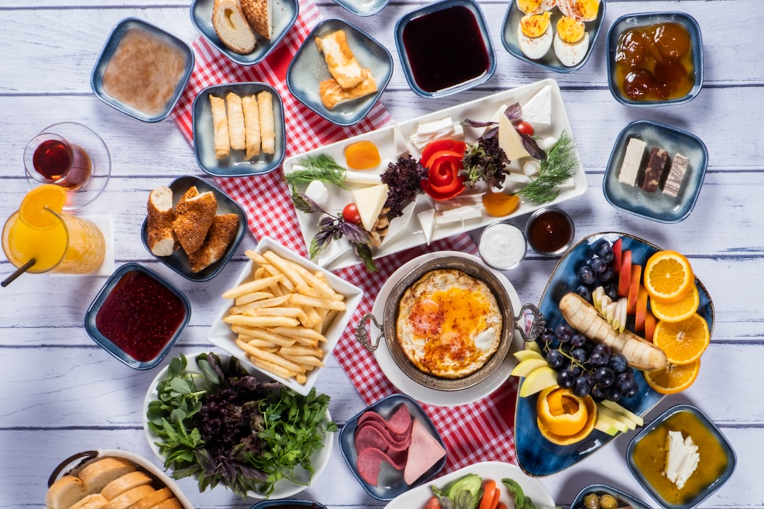découvrez les œufs de dinde, une alternative nutritive et délicieuse aux œufs traditionnels. apprenez à les cuisiner, à leurs bienfaits pour la santé et à leur utilisation en pâtisserie. les œufs de dinde, riches en protéines et en saveurs, ajoutent une touche originale à vos recettes.