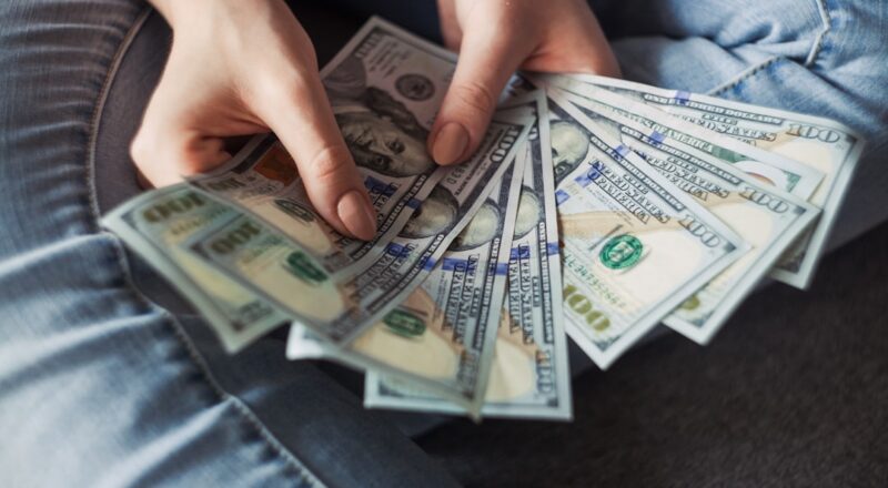 découvrez comment maximiser vos économies fiscales grâce aux déductions fiscales. apprenez les différentes catégories de dépenses déductibles et les astuces pour optimiser votre déclaration d'impôts.