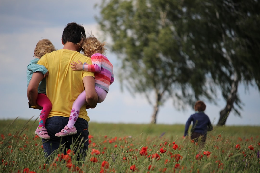 célébrez la fête des pères avec des idées de cadeaux inspirants, des activités uniques et des messages touchants pour montrer votre amour et votre reconnaissance à tous les papas. faites de cette journée un moment inoubliable !