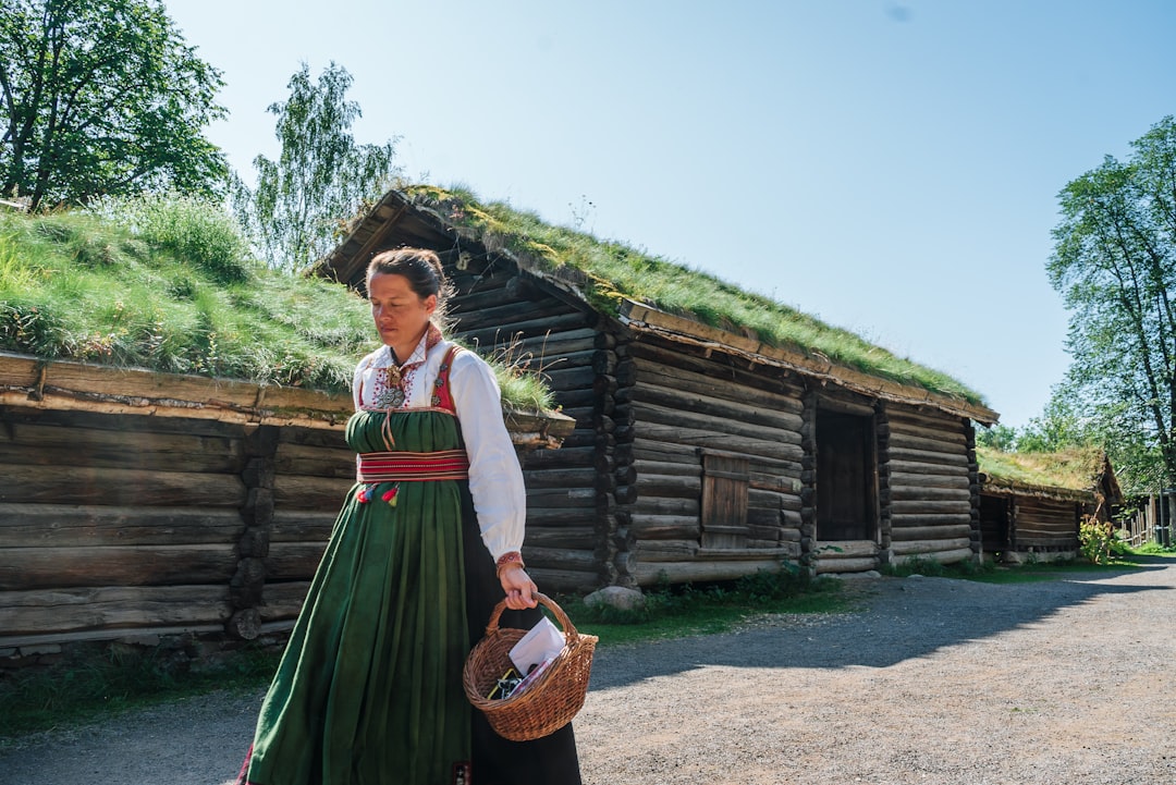découvrez des personnages féminins inspirants et puissants à travers divers médias. explorez leur évolution, leur impact sur les histoires et la représentation des femmes dans la culture. plongez dans un univers riche en diversité et en émotions.